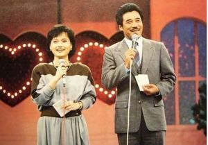 ▲沈春華當年和田文仲主持《我愛紅娘》。(圖/沈春華臉書) ▲沈春華當年和田文仲主持《我愛紅娘》。(圖/沈春華臉書)