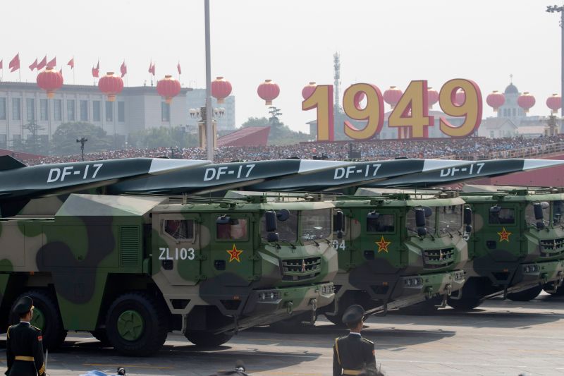 ▲美國智庫警告，中國人民解放軍正在台灣附近，廣泛部署東風-17中程彈道飛彈。資料照。（圖／美聯社／達志影像）