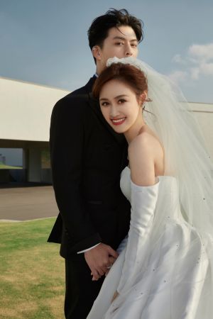 吳姍儒 ▲吳姍儒老公眉眼之間與男星許光漢有點相似。(圖/容易文創提供)