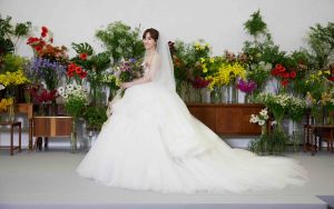 ▲吳姍儒披著2.5米婚紗走紅毯，被張葳葳誇獎很漂亮。（圖／容易文創提供）