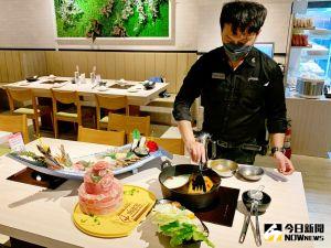 ▲樂多多集團旗下的「肉多多火鍋」於農曆年前進駐義大Outlet Mall。(圖/記者陳美嘉攝) ▲樂多多集團旗下的「肉多多火鍋」於農曆年前進駐義大Outlet Mall。(圖/記者陳美嘉攝)