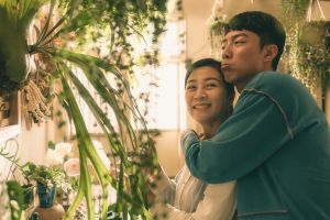 ▲蔡凡熙(右)和方文琳在《再說一次我願意》詮釋深厚動人的母子情。(圖片提供/皮諾丘電影) ▲蔡凡熙(右)和方文琳在《再說一次我願意》詮釋深厚動人的母子情。(圖片提供/皮諾丘電影)