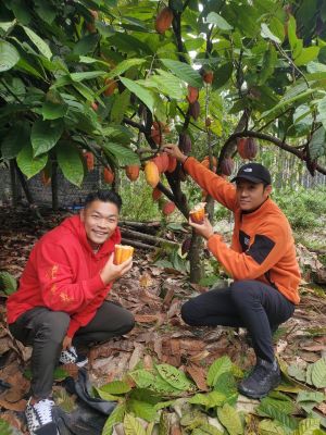 ▲姚元浩與李玖哲（左）因主持《就是這味》成為好兄弟。（圖／三立提供）