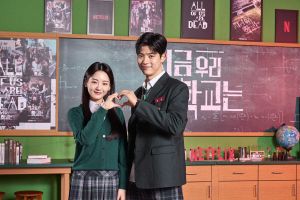 ▲▼趙怡賢(左)跟羅門劇中有感情線。(圖/Netflix) ▲▼趙怡賢(左)跟羅門劇中有感情線。(圖/Netflix)