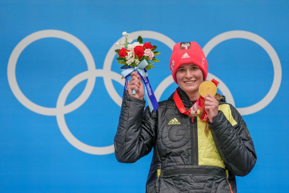 ▲德國女子單人雪橇金牌得主蓋森伯格（Natalie Geisenberger）在北京冬季奧運登場前曾嚴厲批評中國，但她表示，她會等到離境後再對中國發表評論。（圖／美聯社／達志影像）