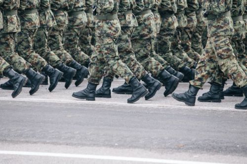 軍隊、軍人、教召(示意圖/取自unsplash) ▲國防部推動14天新制教育召集,本月5日首批「史上最硬教召」也入營訓練。(示意圖/取自unsplash)