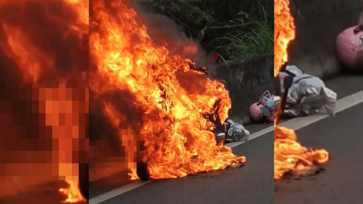 電動自行車自燃起火 瞬間陷火海燒成骨架