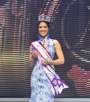 ▲Yasmine參加溫哥華華裔小姐選美比賽獲得亞軍。（圖／Yasmine IG）