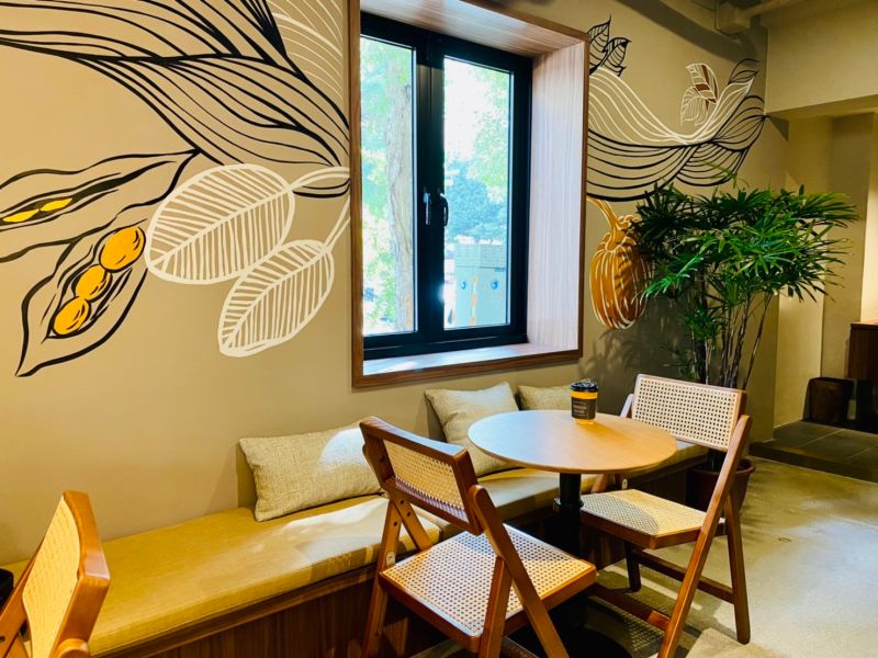 ▲Green Bakery綠帶純植物烘焙,店內氣質優雅。(圖/記者蕭涵云攝)
