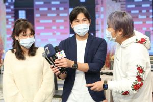 ▲孫協志（中）、夏宇童（左）情侶被王仁甫（右）逼問。（圖／民視提供）