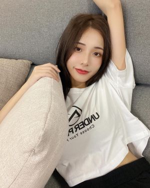 ▲閃亮亮IG有90多萬追蹤數。(圖/閃亮亮 Iris IG) ▲閃亮亮IG有90多萬追蹤數。(圖/閃亮亮 Iris IG)