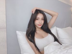 ▲閃亮亮IG有90多萬追蹤數。(圖/閃亮亮 Iris IG) ▲閃亮亮IG有90多萬追蹤數。(圖/閃亮亮 Iris IG)