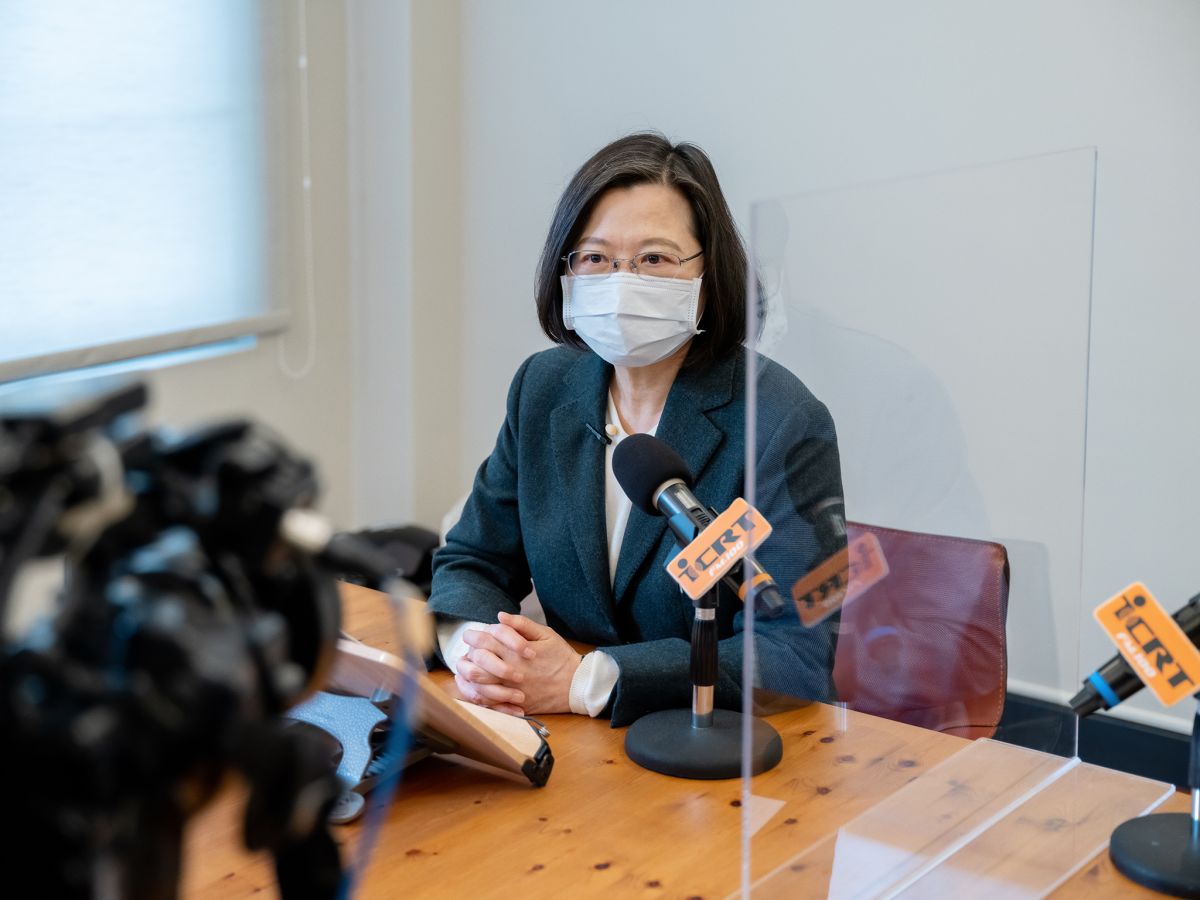 ▲總統蔡英文指示防疫新階段4大重點，呼籲民眾配合，「病毒越近，我們就要越冷靜」，以因應後續疫情挑戰。（圖／總統府提供）