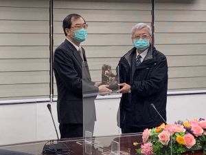 林邦樑 陳瑞仁 ▲台北地檢署檢察長林邦樑(左)與陳瑞仁(右)。(圖/民眾提供,2022.2.21)