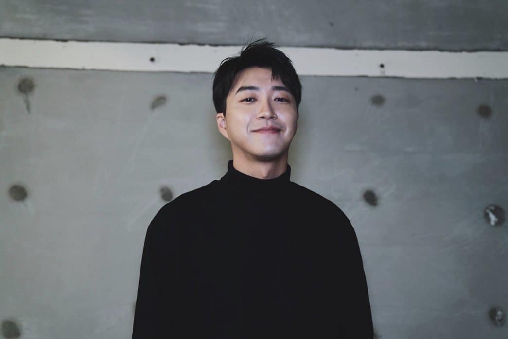 ▲江宏傑將兒女扮成萌版算命師。（圖／江宏傑臉書）