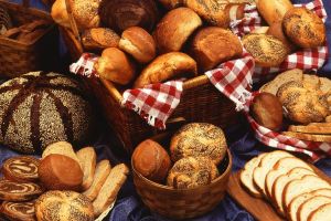 ▲超商麵包種類多購買又方便，常常成為上班族的早餐首選。（示意圖／取自pixabay）