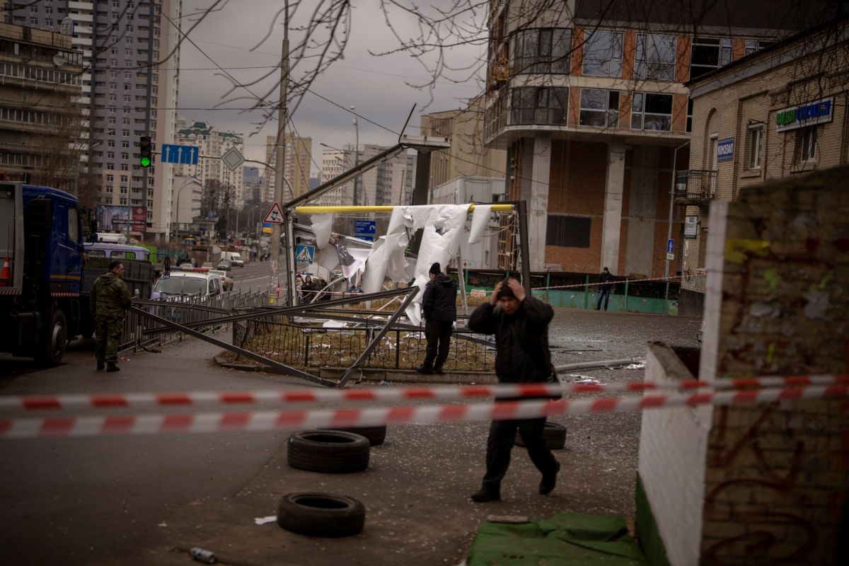 ▲聯合國難民署（UNHCR）高級專員葛蘭第（Filippo Grandi）指出，自俄羅斯入侵烏克蘭以來，已有5萬多烏克蘭人逃離家園。圖為基輔。（圖／美聯社／達志影像）