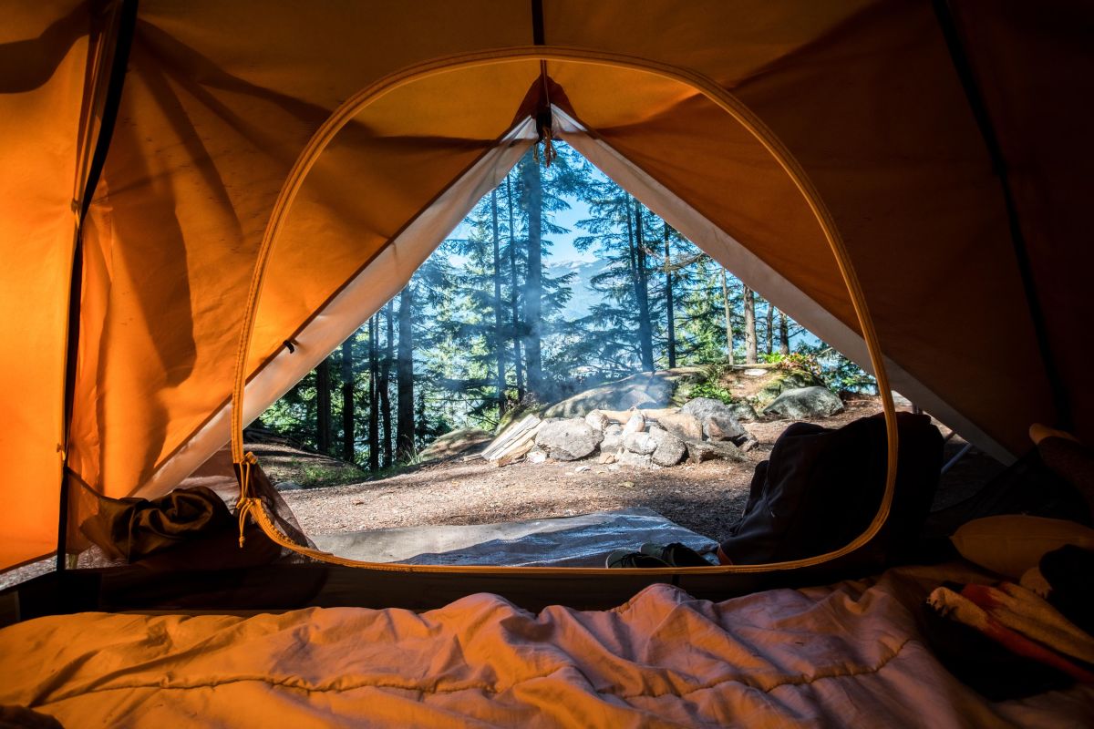 ▲網友列出露營熱門的3大優點。（示意圖／取自unsplash）