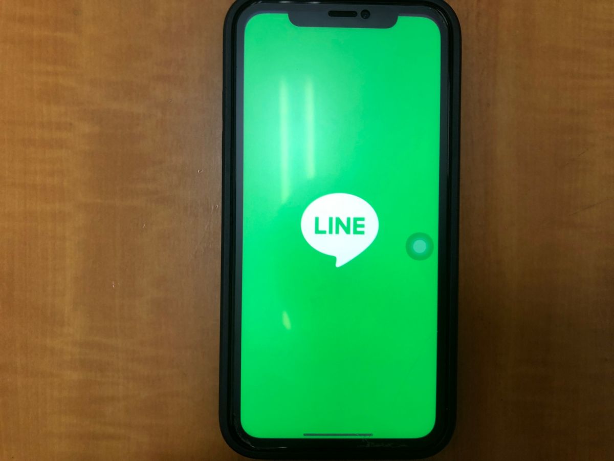 ▲一名網友分享身邊健身教練前往柬埔寨工作的案例，並貼出Line對話截圖。（示意圖／記者張志浩攝）