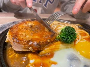 平價牛排為何崛起？「最強靈魂」爆出　老饕認了：有魔力
