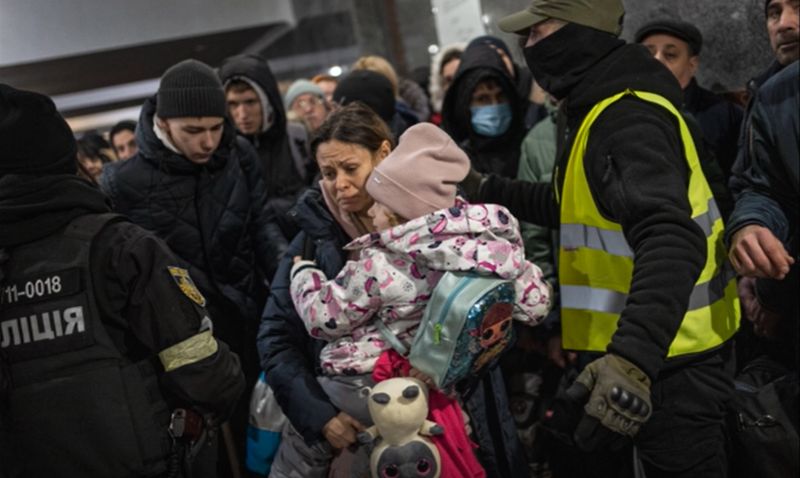 俄羅斯攻擊烏克蘭西部　迫使更多難民出逃
