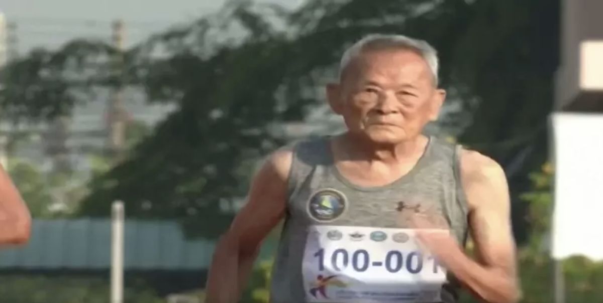 ▲在泰國被譽為最老的短跑選手薩旺（Sawang Janpram）。（圖／翻攝自推特）