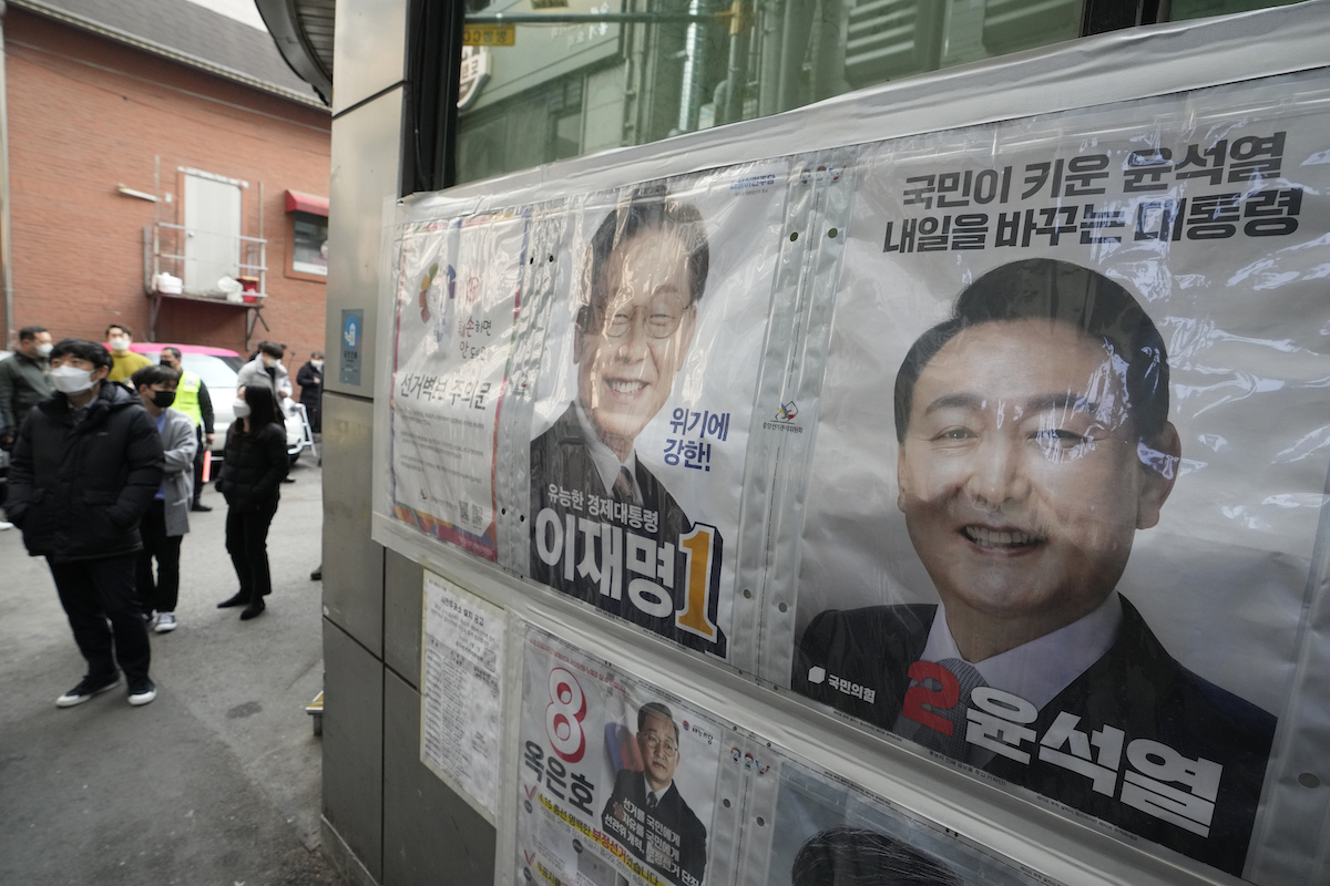 ▲韓國今天起進行為期兩天的總統大選事前投票。（圖／美聯社／達志影像）