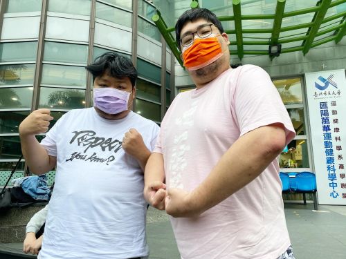統神兄弟終局之戰「跳針2小時」！國動心死：視為陌生人 | 新奇 | NOWnews今日新聞