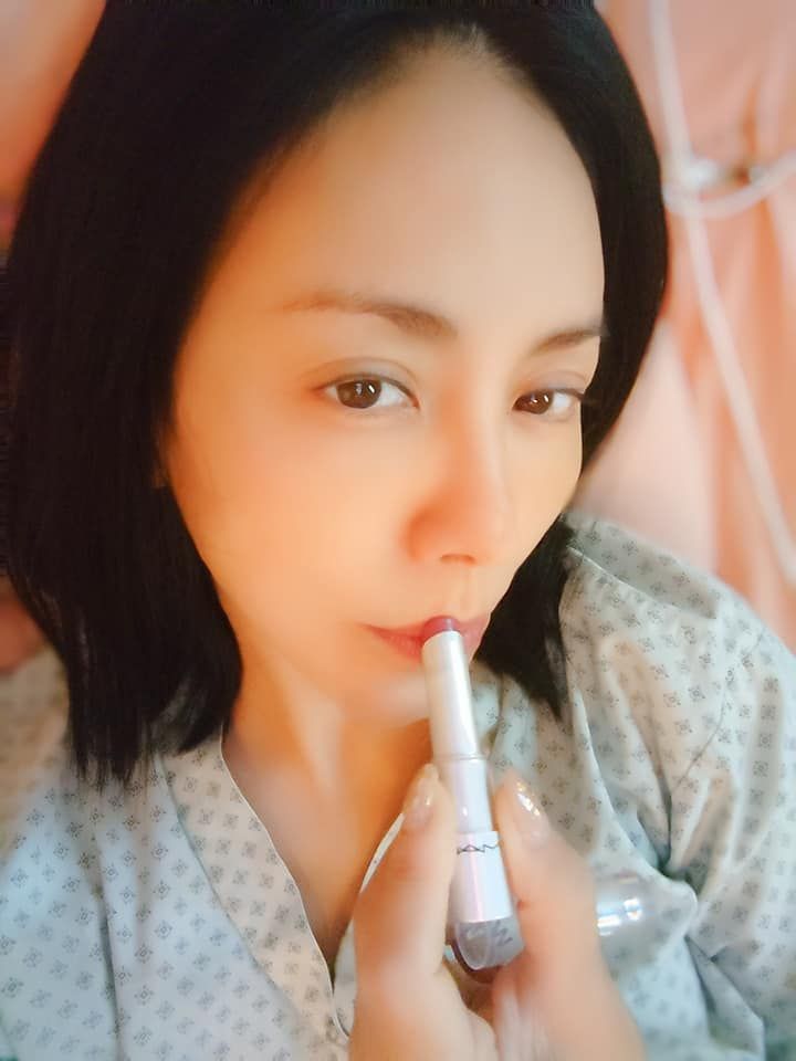 ▲田麗感謝好友送來護唇膏。（圖／田麗臉書）