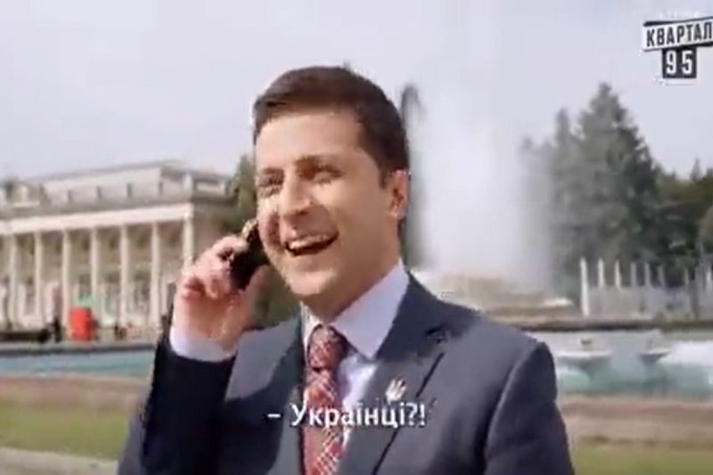 ▲烏克蘭總統澤倫斯基過去曾演出諷刺喜劇《人民公僕》。（圖／翻攝自Twitter帳號VeraMBergen）