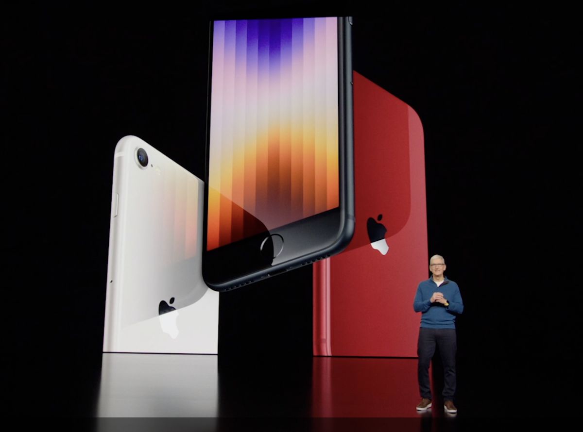▲蘋果春季發表會今天凌晨登逞，如期的推出新款第三代iPhon SE。(圖／翻攝影片)