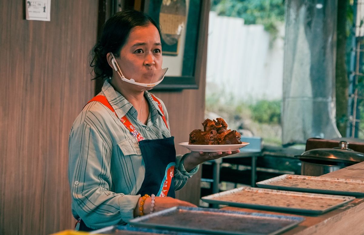 新住民影后副業能力驚人　靠賣印尼蛋糕接500萬訂單
