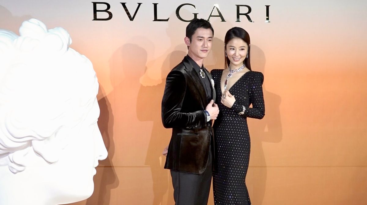 ▲林心如性感出席BVLGARI寶格麗Magnifica頂級珠寶暨腕錶展，透露「蠻佩服大S追逐幸福的勇氣，她本來就是很有個性的女孩」。直言自己與老公霍建華和他們不同，吐露「明星夫妻是外界在做比較」。（圖／記者陳思誼攝）