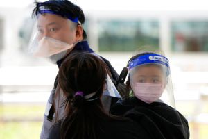 中國疫情海南降溫　香港恐再緊縮防疫措施