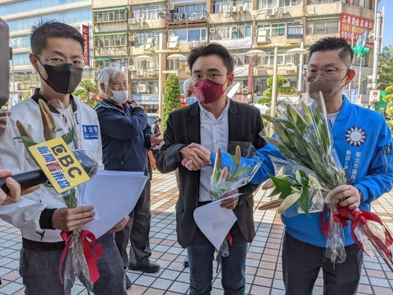 藍營初選民調加權最高100％　簡皇譽、黃心華盼適當修正
