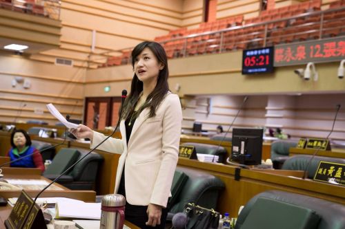 詐領助理費431萬遭判5年半！嘉義議員戴寧8／19入監
