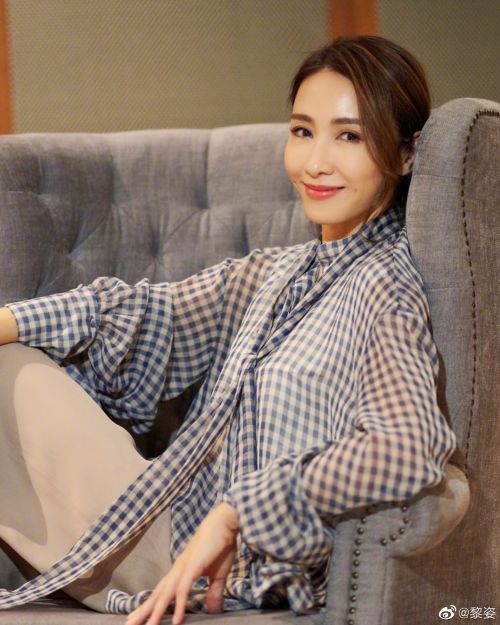 ▲黎姿是香港一代美人，老了也風韻猶存。（圖／微博@黎姿）