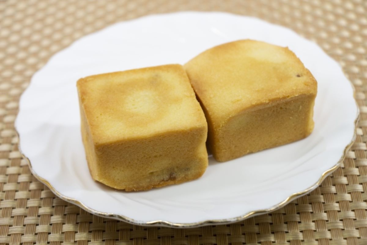 ▲網路謠傳官方錯把鳳梨酥等糕餅類產品，以包餡麵食送件，對此，食藥署晚間表示，中國只提供「包餡麵食」選項，並無「糕餅」類可選。（示意圖／翻攝photoAC）