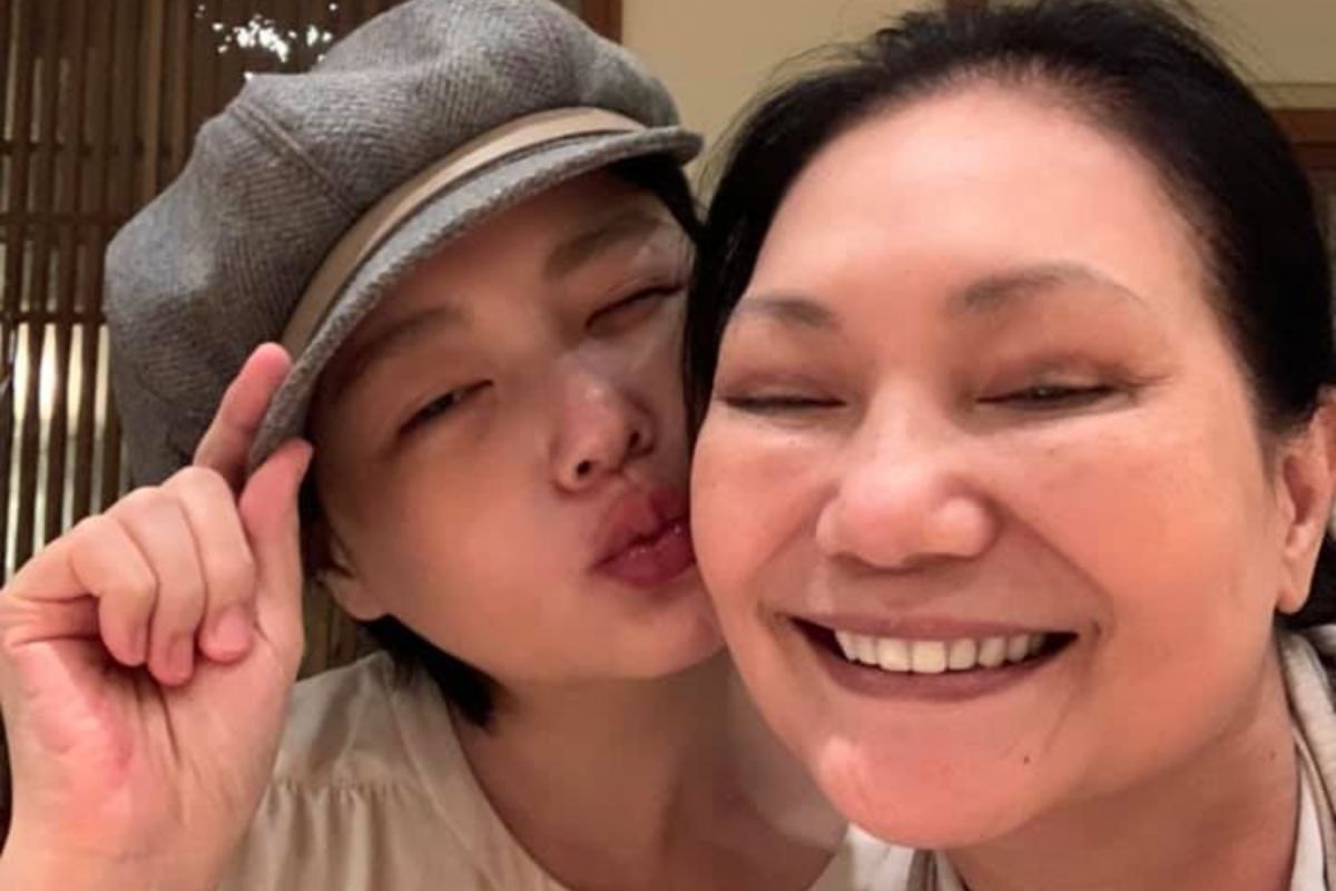 ▲徐媽（右）和大S因再婚一事鬧僵。（圖／黃春梅臉書）