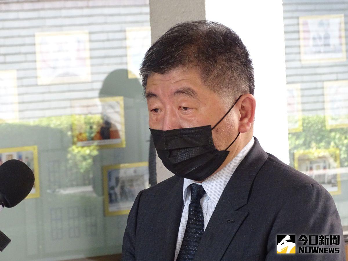 ▲ 針對《菸害防制法》修正草案擬開放加熱菸，引發外界批評底線倒退。衛福部長陳時中今（13）日回應說明。（圖／資料照，記者呂炯昌攝）※【NOWnews 今日新聞】提醒您 吸菸會導致肺癌、心臟血管疾病，未滿20歲不得吸菸！