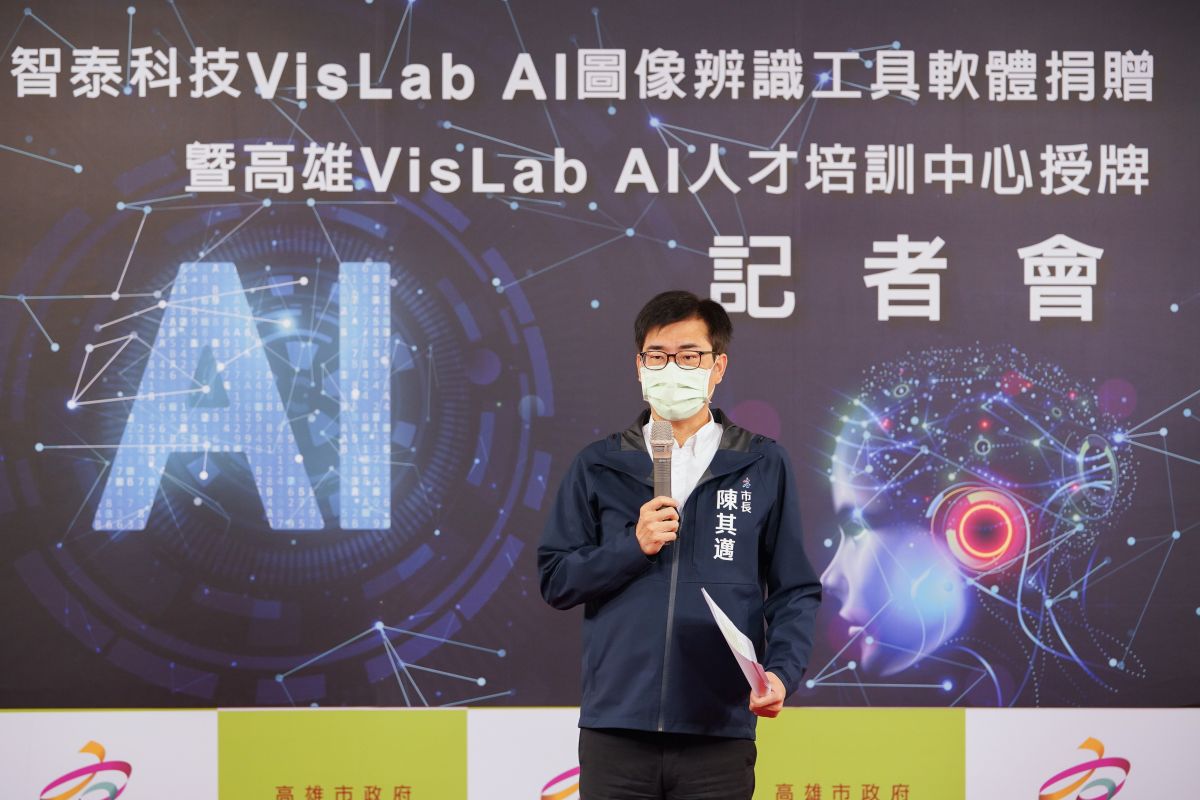 ▲高雄市新聞局職工因為跟著市長跑行程，當月累計加班時數超過46小時，違反勞基法，遭到同市府勞工局開罰兩萬元，圖為市長行程。（圖／高雄市政府提供）