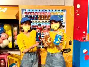 ▲可口可樂推出全新無糖氣泡飲「OOHA」。(圖／記者周淑萍攝)