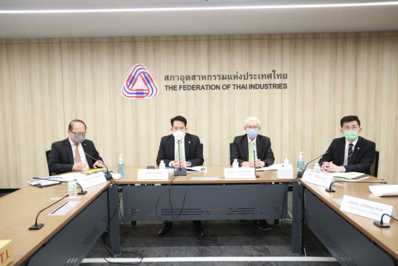 ▲泰國工業聯合會呼籲泰國政府取消「Test & Go」，並出手干預不斷上漲的油價。（圖／翻攝自The Pattaya News）