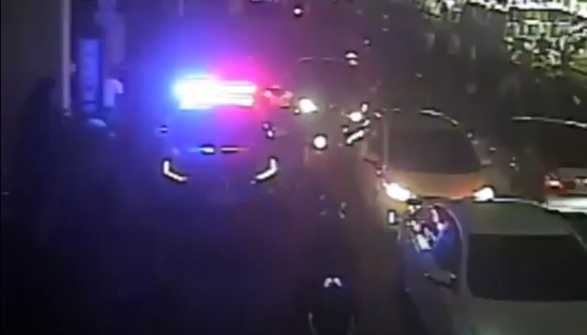 ▲警方獲報趕抵時眾人已鳥獸散。（圖／翻攝畫面）