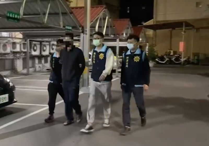 新莊女教師返家遭飛車搶劫!嫌狡詐變裝仍被警方火速逮回