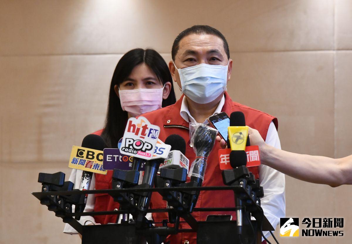 ▲國內疫情恐再起，新北市樹林科技廠群聚疫情再擴大，市長侯友宜今（27）日表示，樹林科技廠群聚感染再增加1例確診，為是移工的女友，目前該案共累積21個確診。（圖／記者陳志仁攝，2022.03.16）