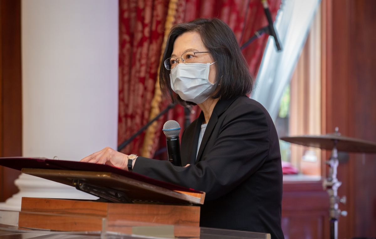 ▲18歲公民權修憲案三讀通過，總統蔡英文說，這是憲政改革關鍵的一步。（圖／總統府提供）