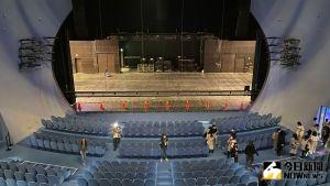 ▲「球劇場」是台北表演藝術中心三個展演場地中最具特色的一個， 除了採圓球形設計外，更模擬國外歌劇院模式，設置獨立包廂。（圖／記者丁上程攝，2022.03.16）