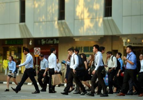 ▲受到疫情與國內對外籍人才可能會搶飯碗的擔憂，新加坡的外籍高階白領人才創2010年來的次低紀錄。（圖／美聯社／達志影像）