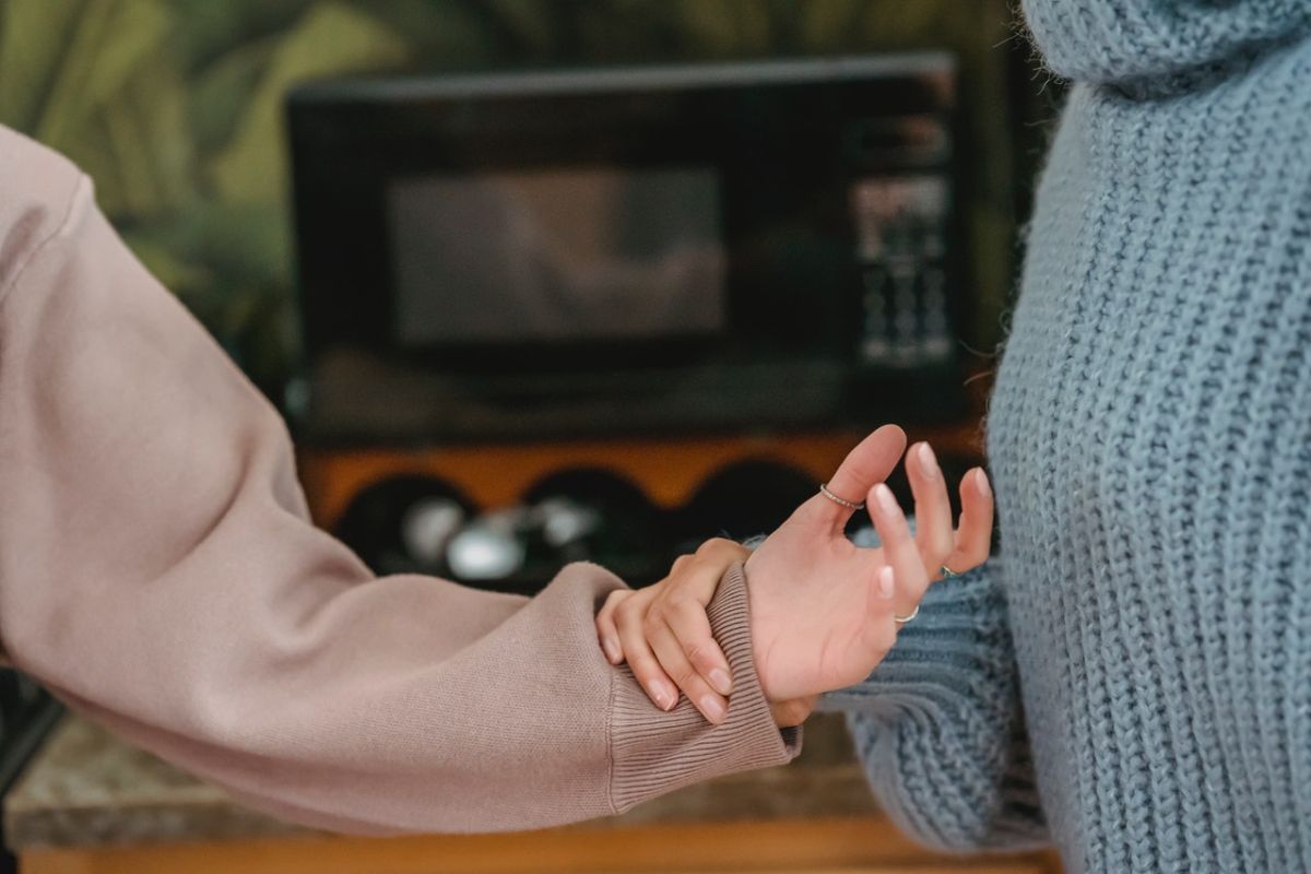 ▲有網友買早餐，被一位小女生插隊，好心提醒對方卻反倒被威脅「等我男友來你就慘了」。（示意圖／翻攝Pexels）